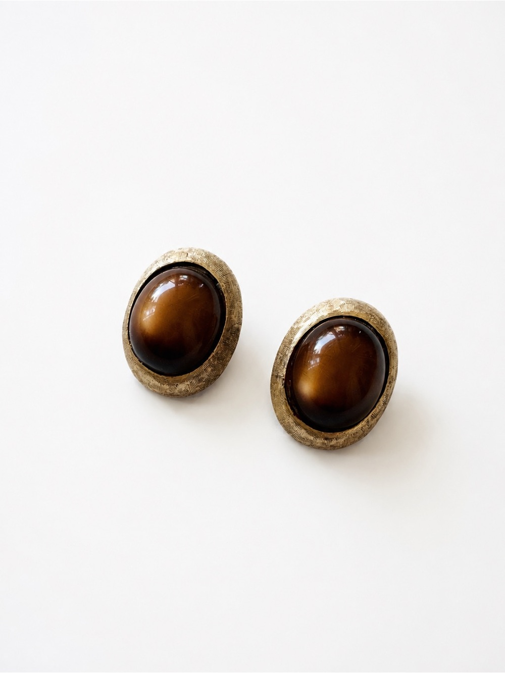 Vintage Brown Cabochon Oval Stud Earrings with Gold-Tone Frame